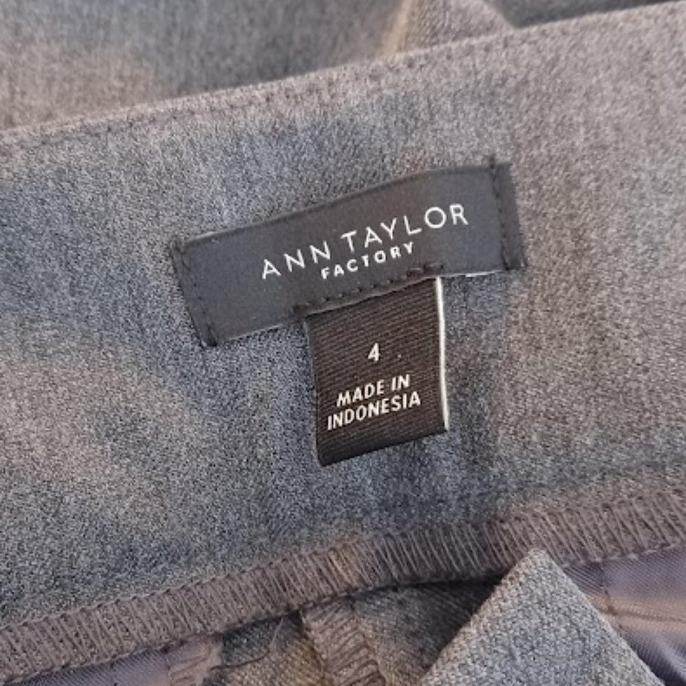Ann Taylor Factory Grey Pant, Size 4 - Picture 4 of 4